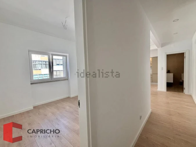 Apartamento T2 para Venda em Almada, Cova da Piedade, Pragal e Cacilhas Foto 7