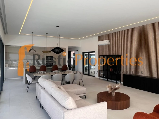 Moradia T4 para Venda em São Brás de Alportel Foto 7