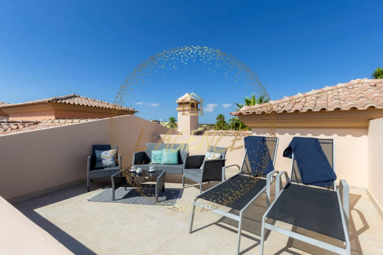 Moradia T2 para Venda em Lagos (São Sebastião e Santa Maria) Foto 24