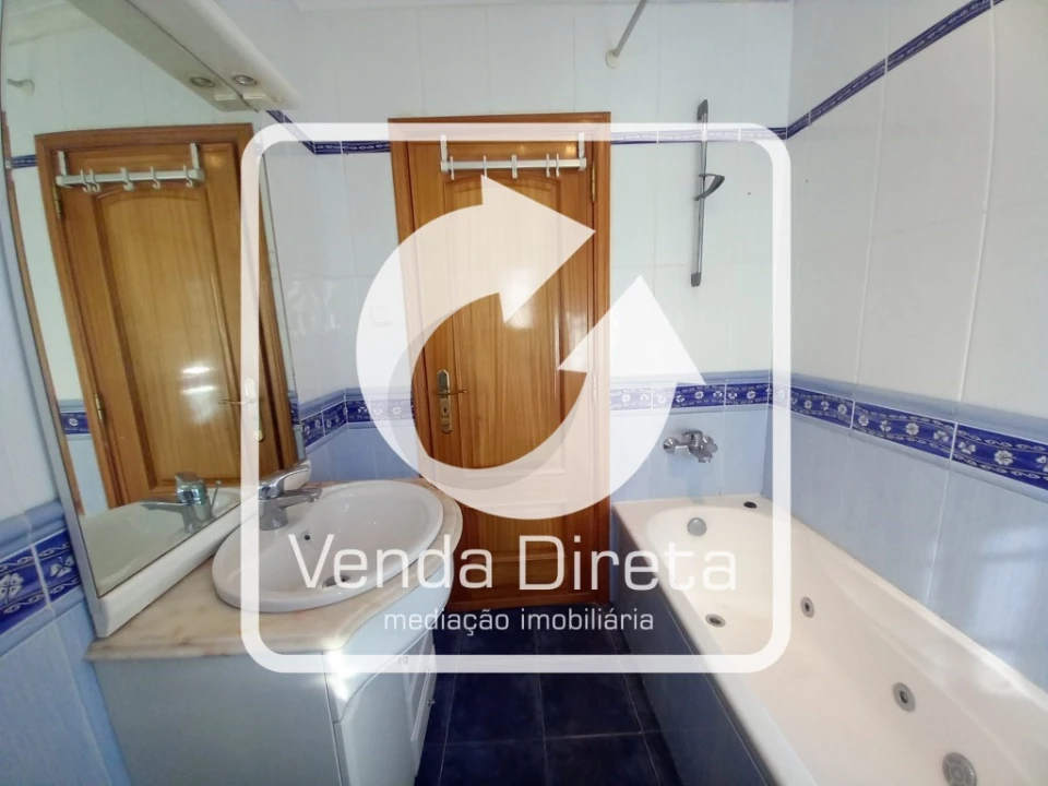 Moradia T3 para Venda em Santo Isidoro Foto 35