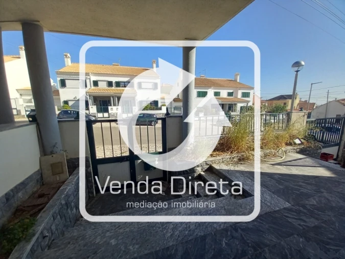 Moradia T3 para Venda em Santo Isidoro Foto 46