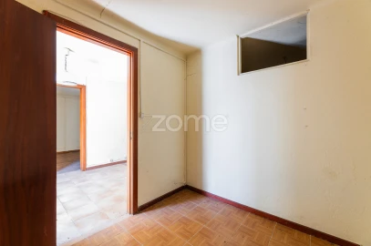 Moradia T7 para Venda em Real, Dume e Semelhe