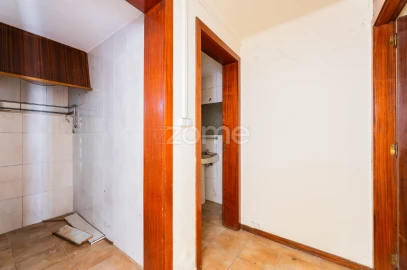 Moradia T7 para Venda em Real, Dume e Semelhe