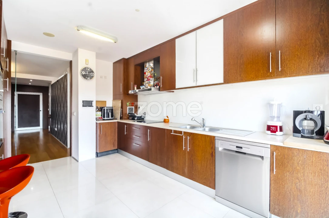 Moradia T3 para Venda em Esporões Foto 17