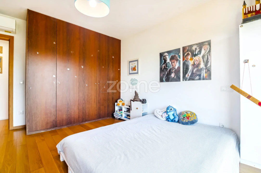 Moradia T3 para Venda em Esporões Foto 29