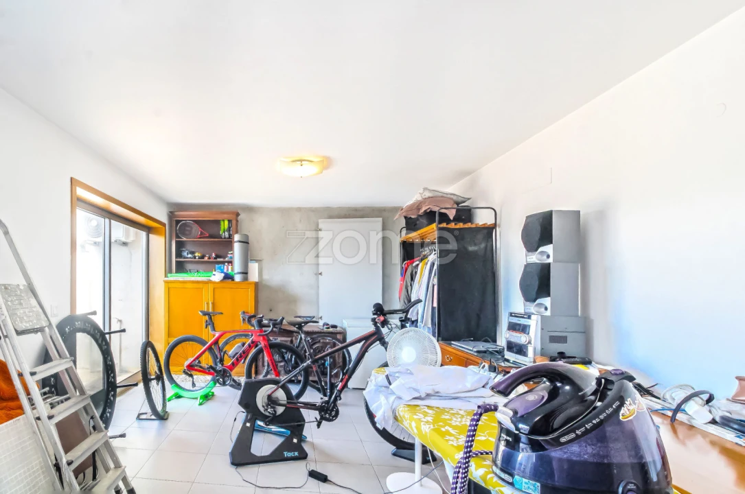 Moradia T3 para Venda em Esporões Foto 52
