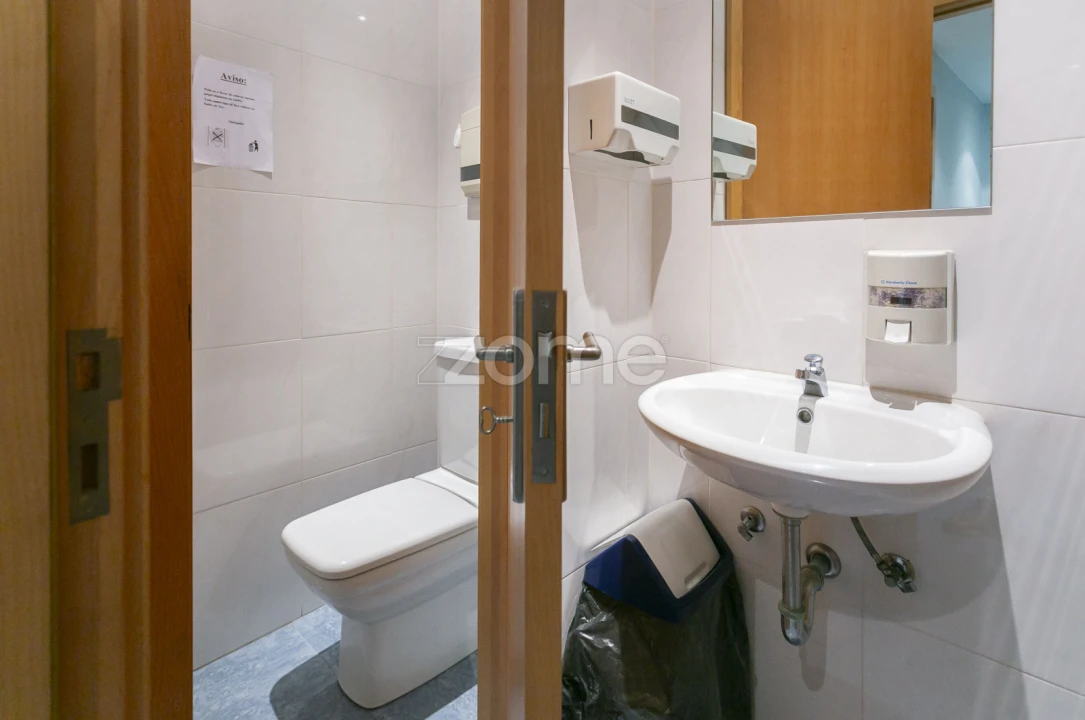 Negócio para Venda em Oliveira do Douro Foto 1