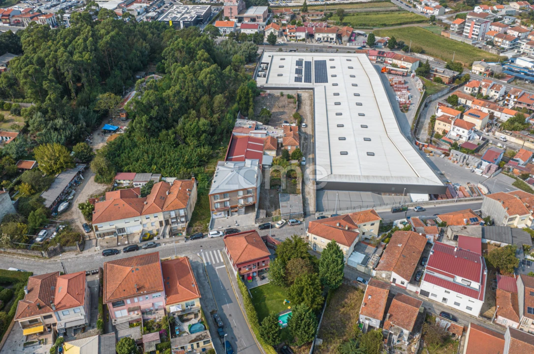 Moradia T6 para Venda em Paranhos Foto 7