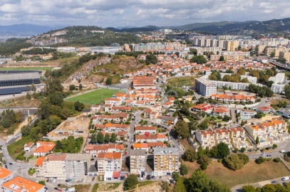 Moradia T9 para Venda em Real, Dume e Semelhe