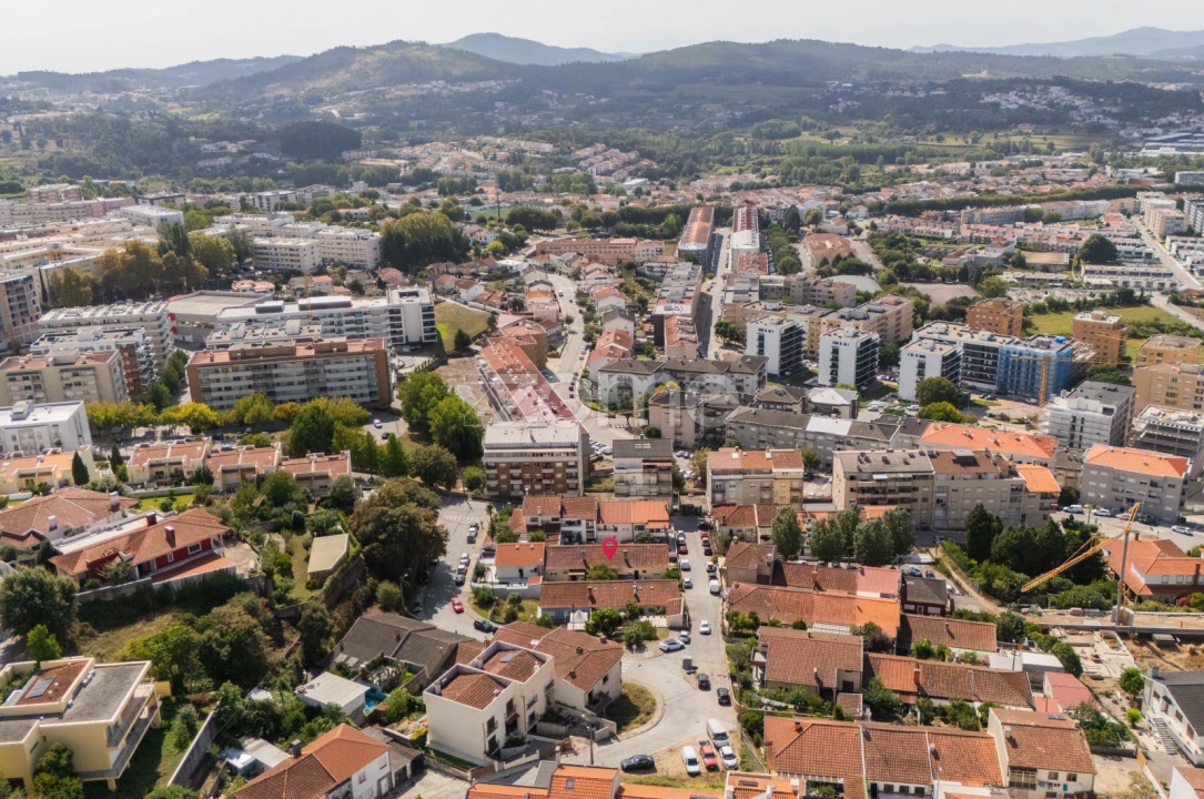 Moradia T8 para Venda em Real, Dume e Semelhe Foto 26