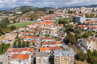 Moradia T8 para Venda em Real, Dume e Semelhe