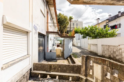 Moradia T8 para Venda em Real, Dume e Semelhe