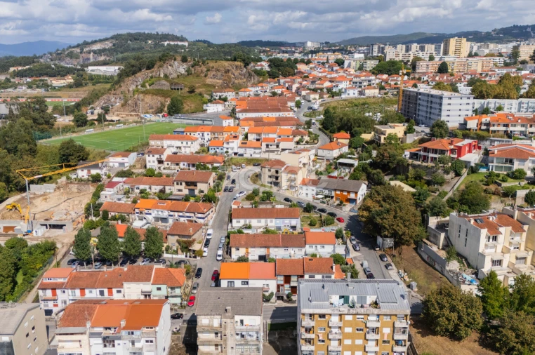 Moradia T8 para Venda em Real, Dume e Semelhe Foto 24