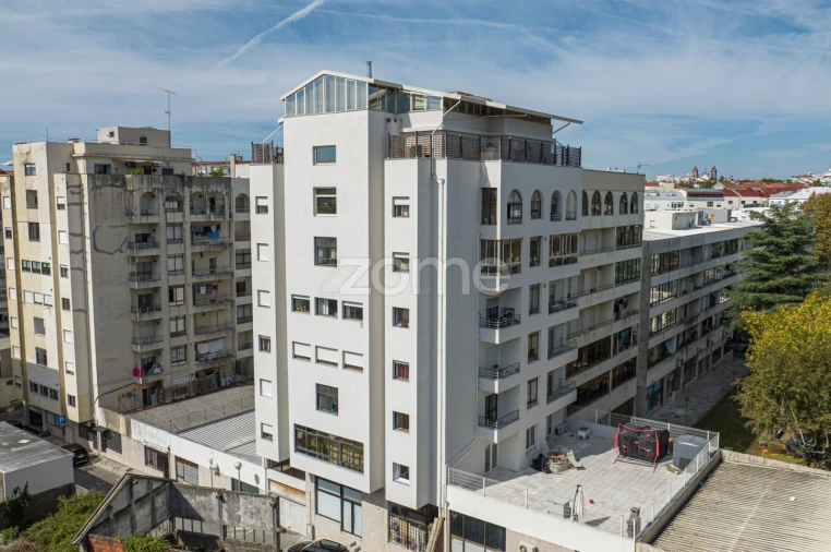 Apartamento T2 para Venda em Braga (São José de São Lázaro e São João do Souto) Foto 2