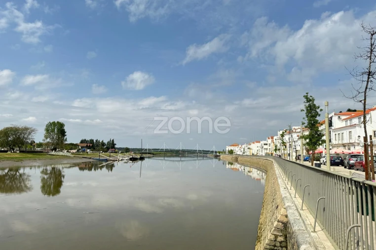 Terreno para Venda em Santa Maria do Castelo e Santiago e Santa Susana Foto 12