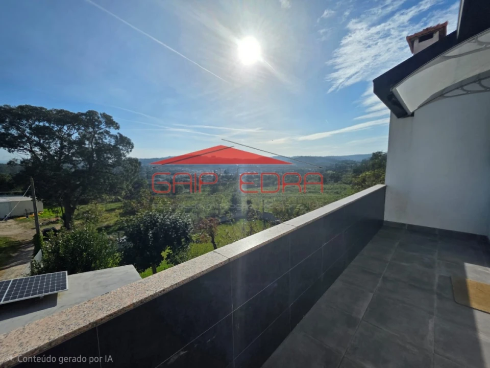 Moradia T4 para Venda em Lourosa Foto 10