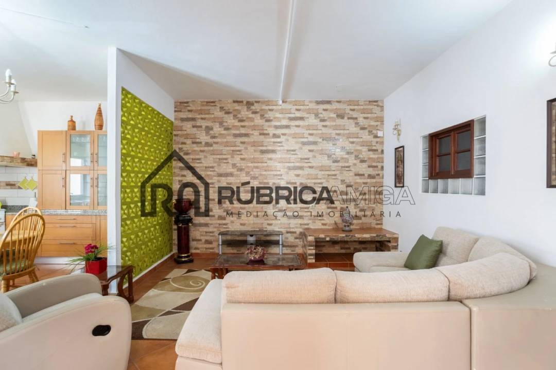 Moradia T7 para Venda em Quarteira Foto 43