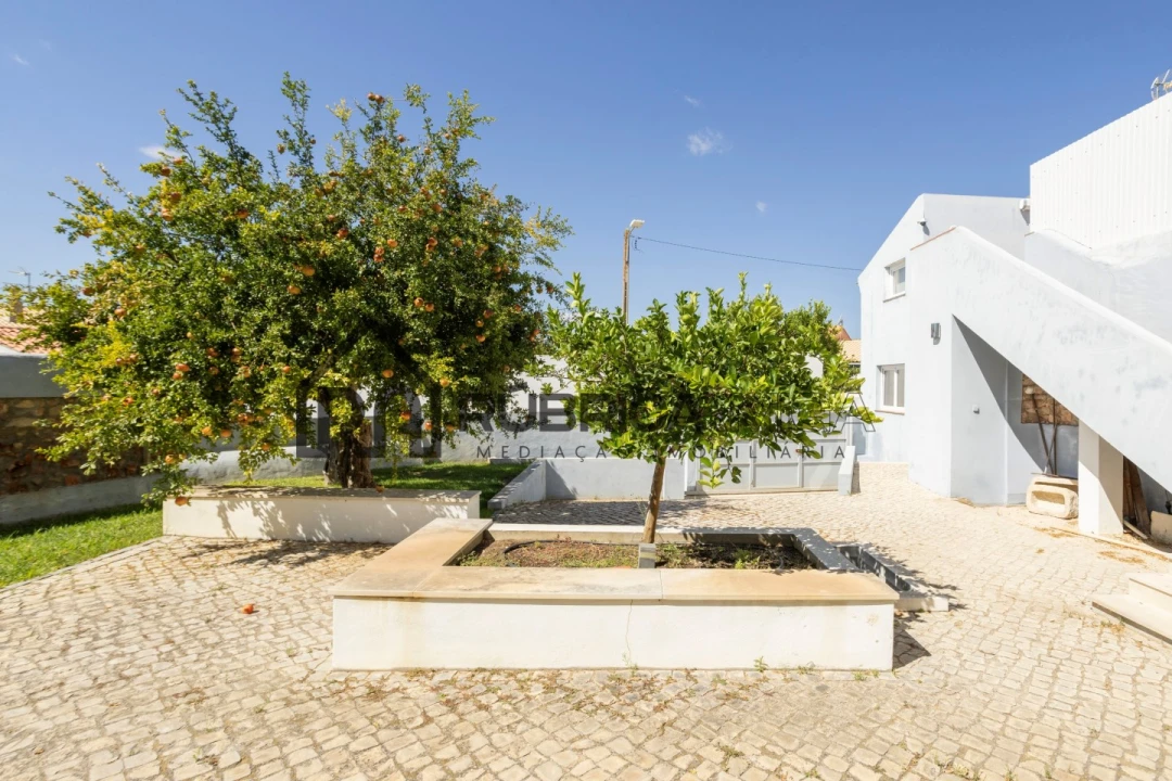 Moradia T3 para Venda em Salir Foto 1