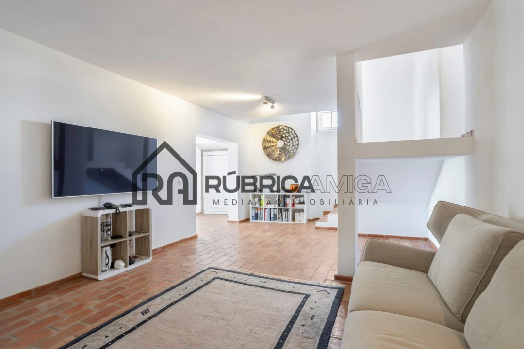 Moradia T3 para Venda em Salir Foto 6