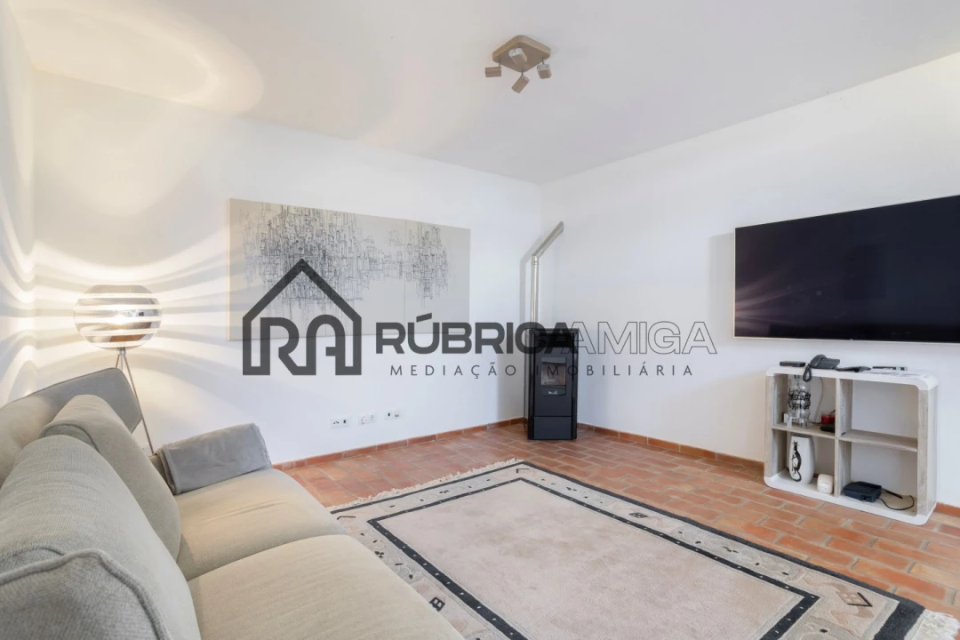 Moradia T3 para Venda em Salir Foto 7