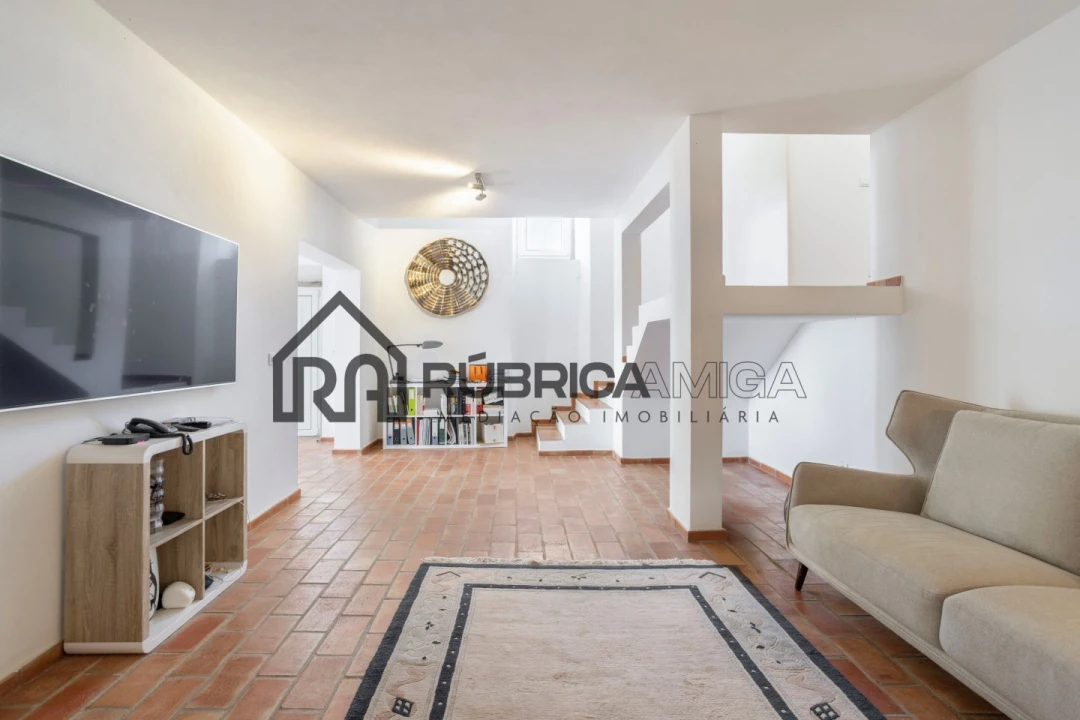 Moradia T3 para Venda em Salir Foto 8