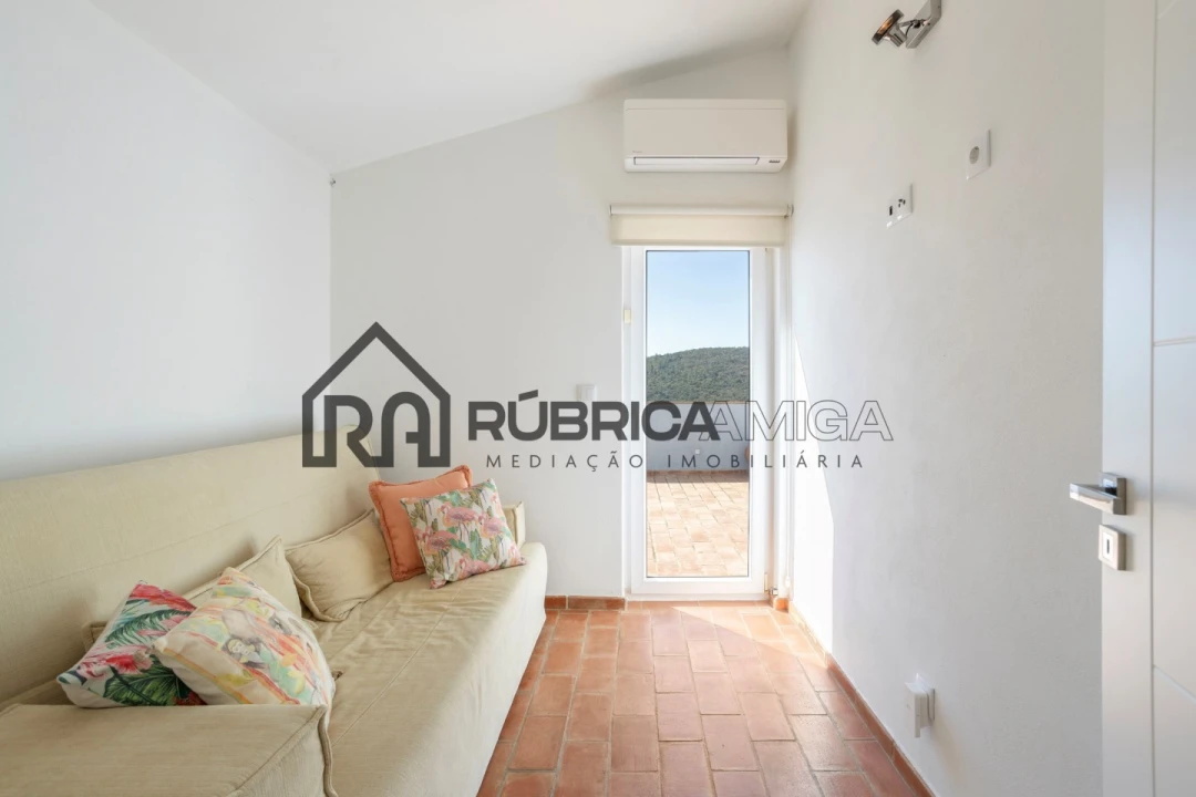 Moradia T3 para Venda em Salir Foto 19