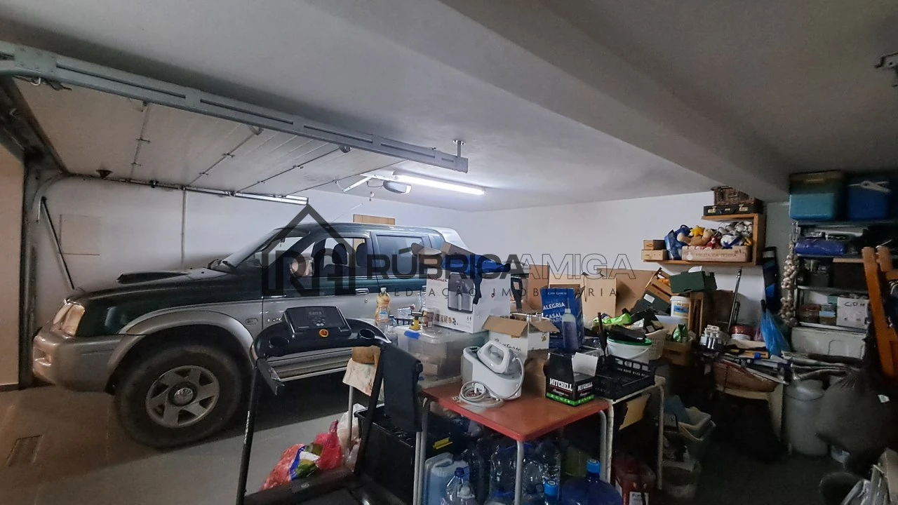 Moradia T3 para Venda em Salir Foto 31