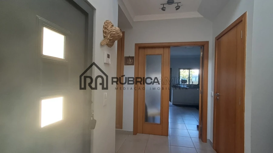 Moradia T3 para Venda em Salir Foto 4