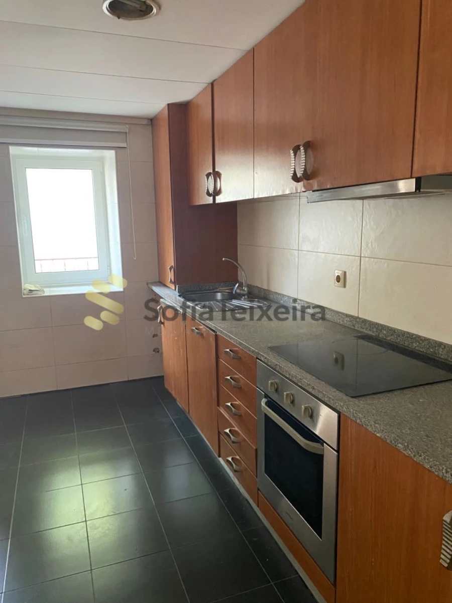 Apartamento para Venda em Penafiel Foto 2