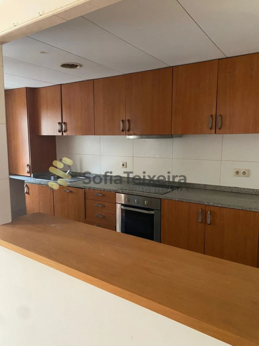 Apartamento para Venda em Penafiel Foto 3