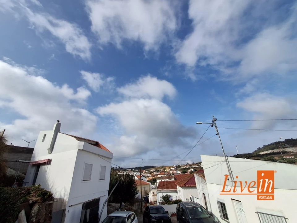 Moradia T1 para Venda em Freiria Foto 14