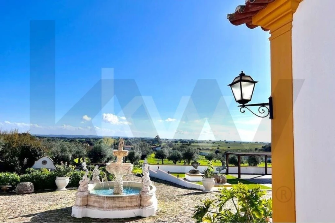 Moradia T7 para Venda em Assunção Foto 6