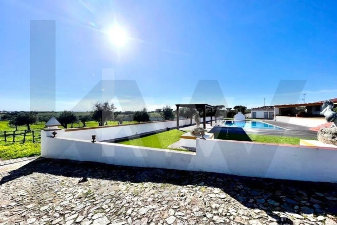 Moradia T7 para Venda em Assunção Foto 40