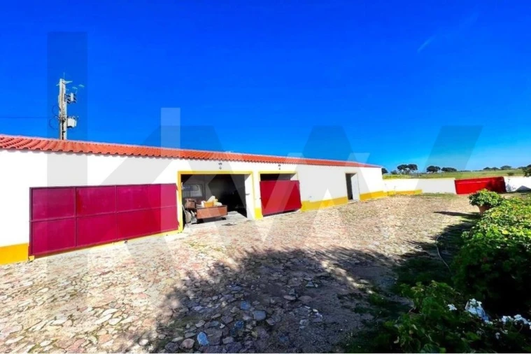 Moradia T7 para Venda em Assunção Foto 29