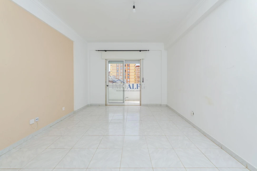 Apartamento T3 para Venda em Vialonga Foto 10