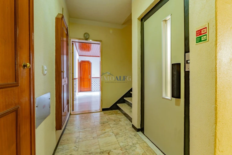 Apartamento T3 para Venda em Vialonga Foto 25