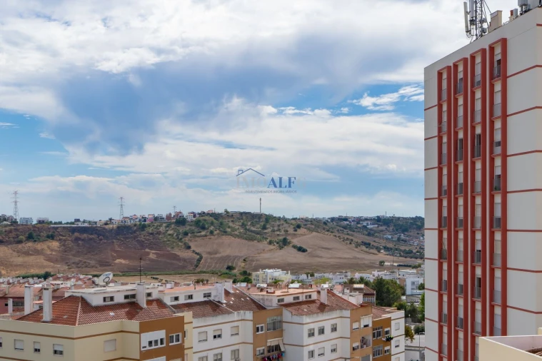 Apartamento T3 para Venda em Vialonga Foto 29
