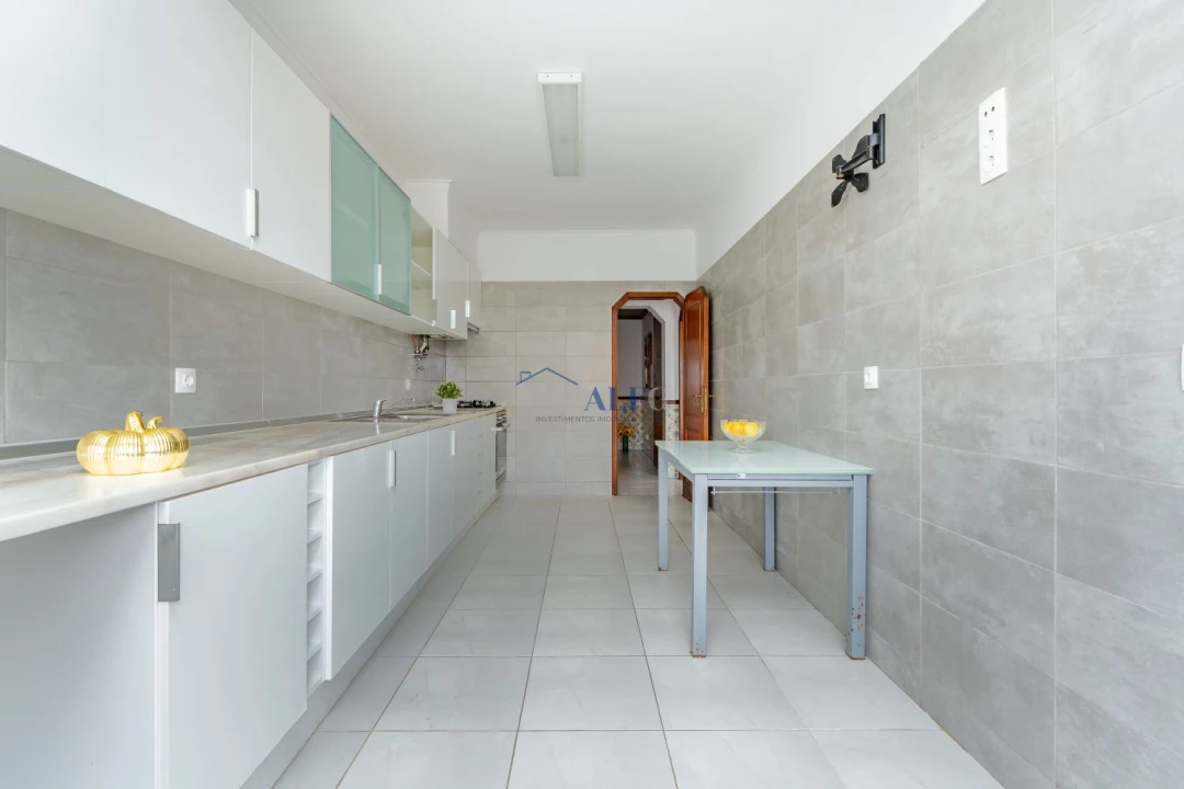 Apartamento T3 para Venda em Vialonga Foto 4