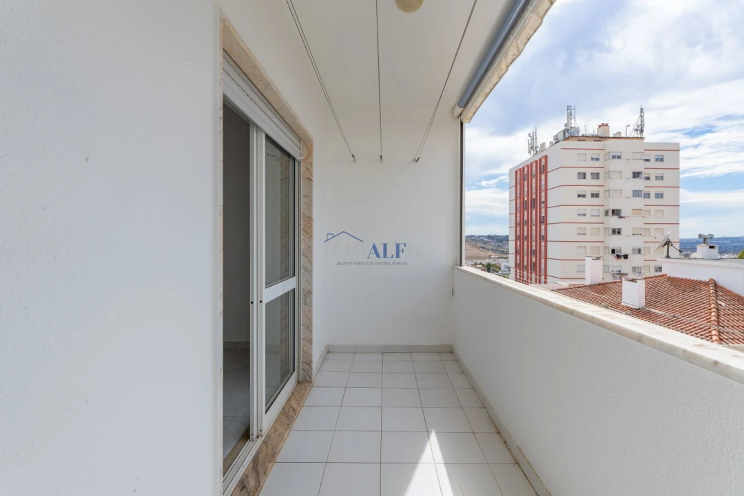 Apartamento T3 para Venda em Vialonga Foto 12