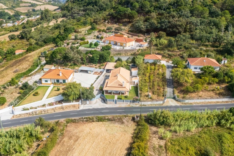 Moradia T3 para Venda em Sobral de Monte Agraço