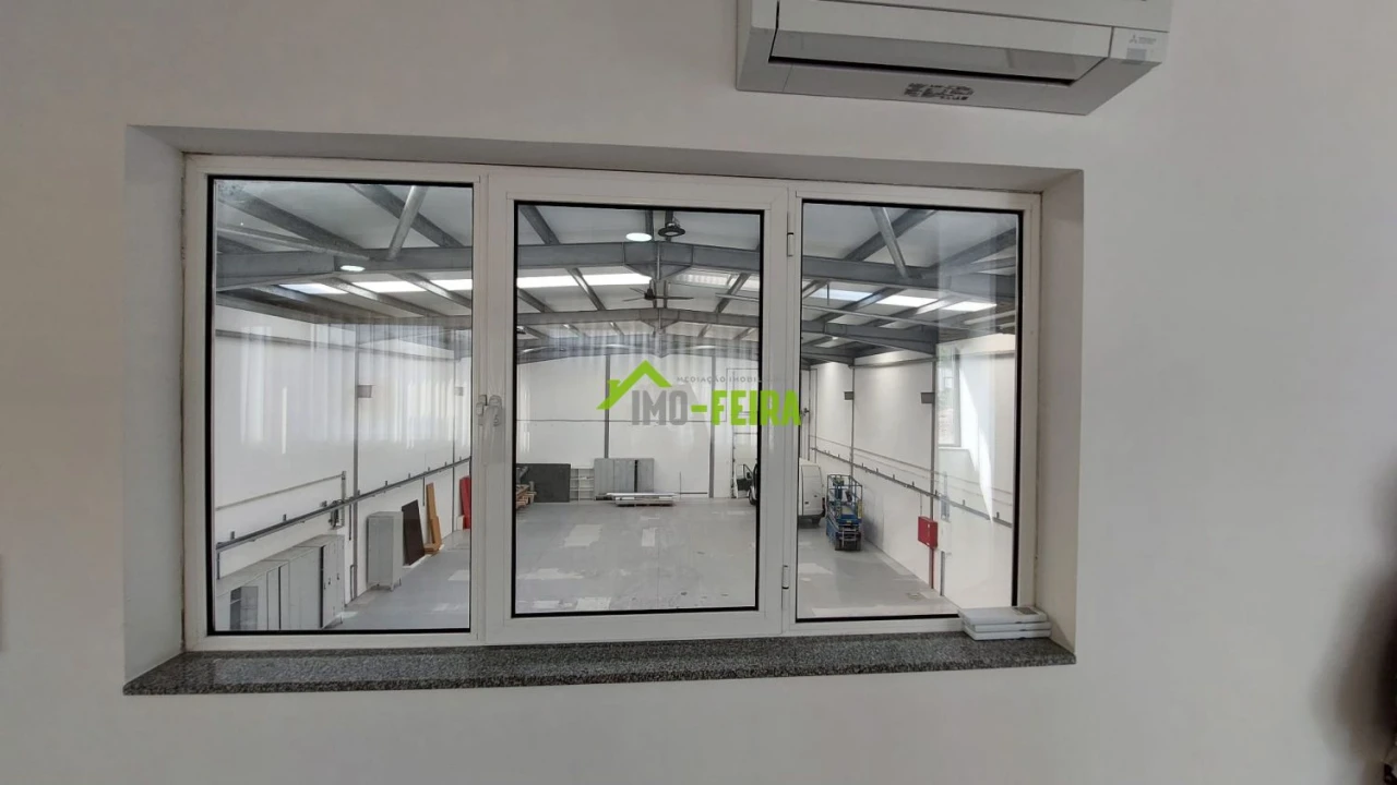 Loja para Venda em Fiães Foto 31