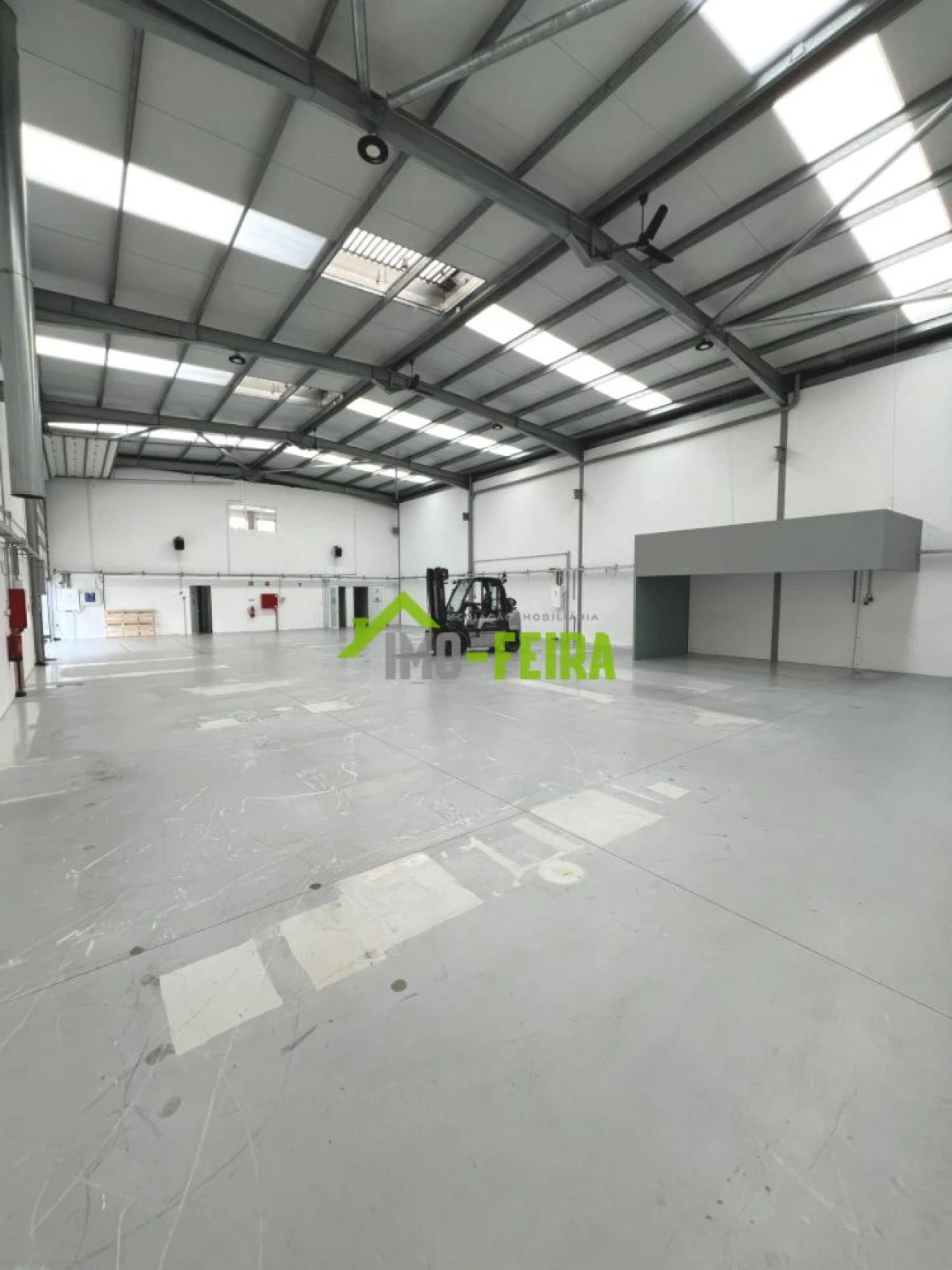 Loja para Venda em Fiães Foto 3