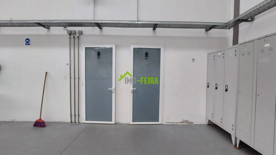 Loja para Venda em Fiães Foto 46