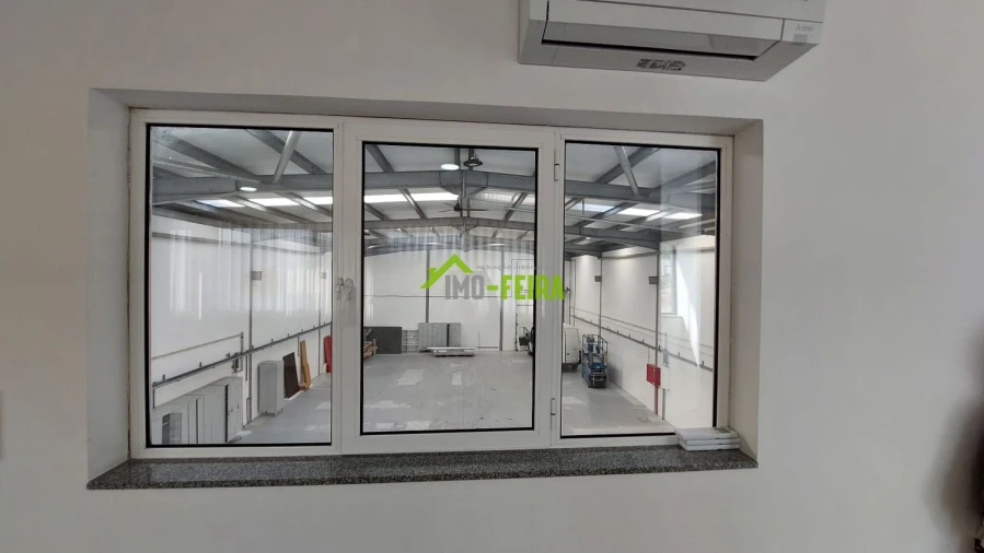 Loja para Venda em Fiães Foto 31