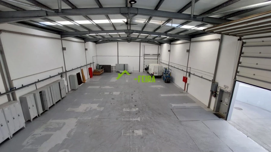 Loja para Venda em Fiães Foto 47