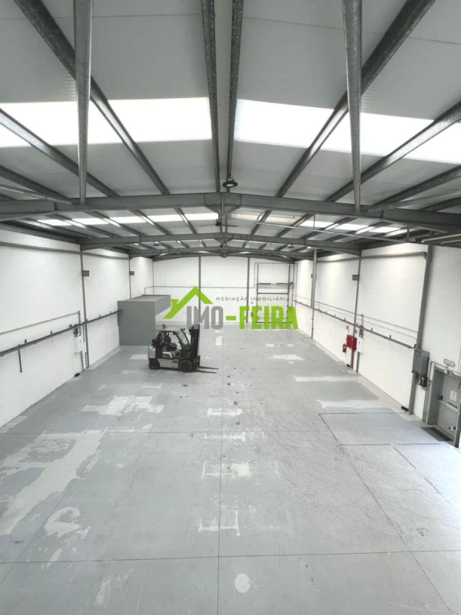 Loja para Venda em Fiães Foto 5