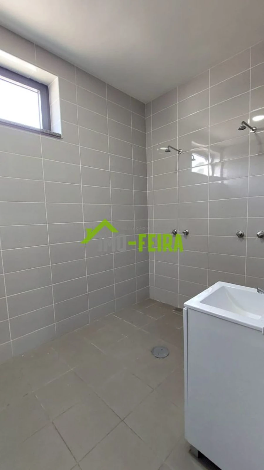 Loja para Venda em Fiães Foto 36