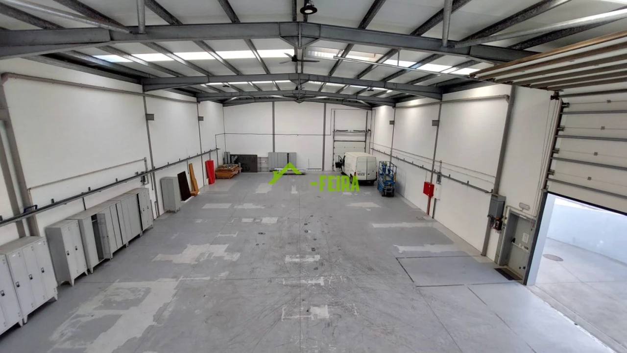 Loja para Venda em Fiães Foto 32