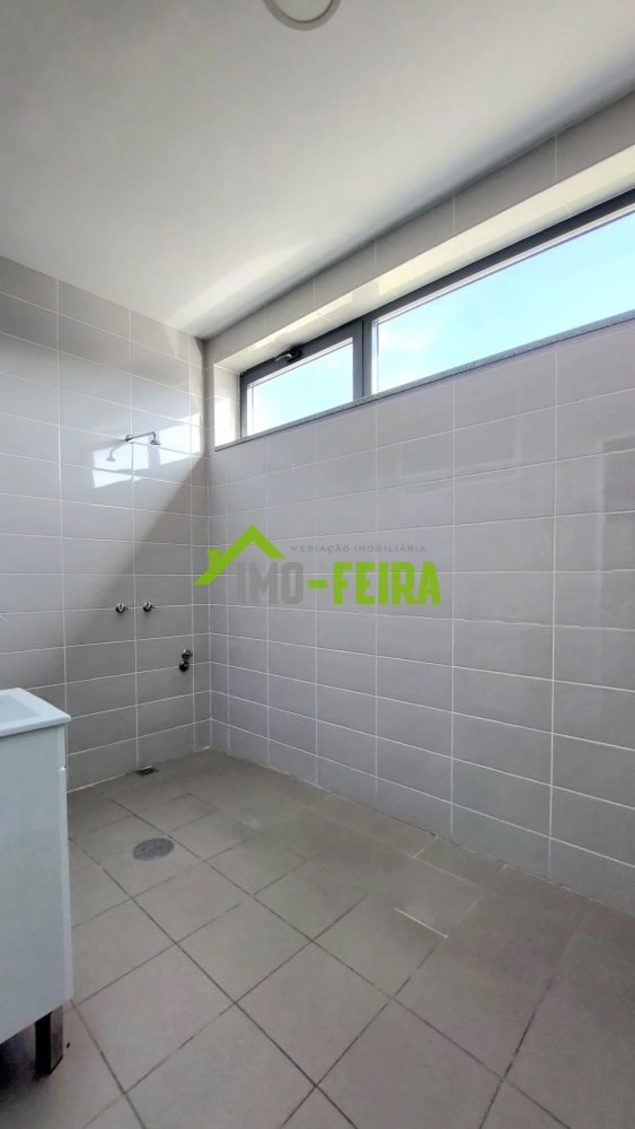 Loja para Venda em Fiães Foto 39