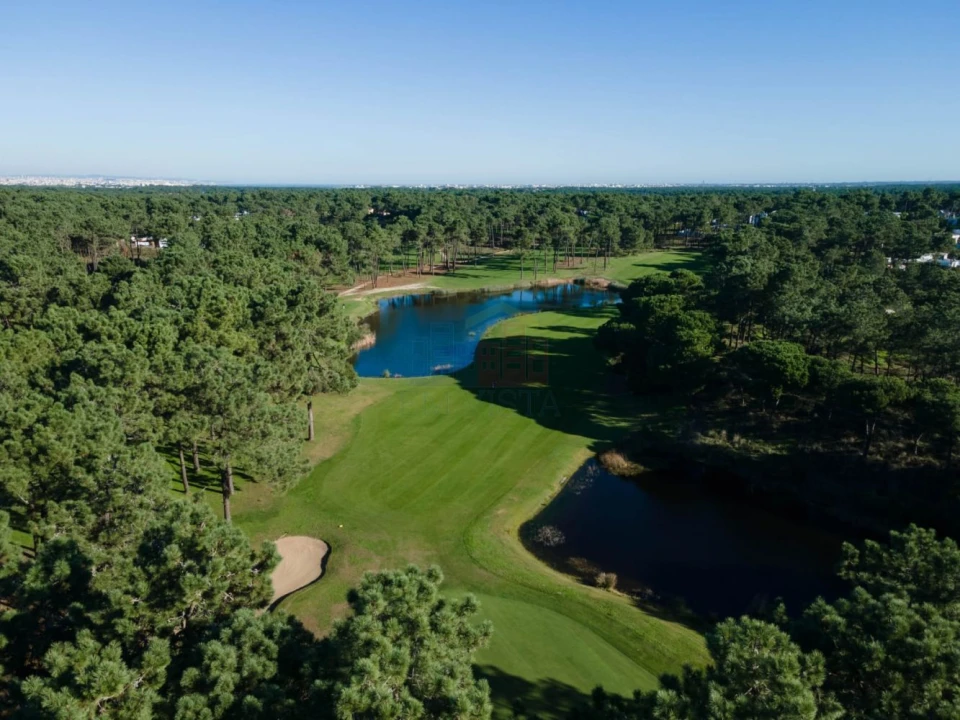 Moradia T4 para Venda em Charneca de Caparica e Sobreda Foto 2